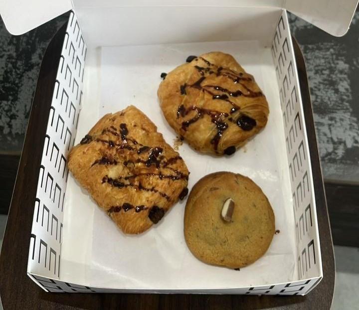 Bakery Treats (3pcs)