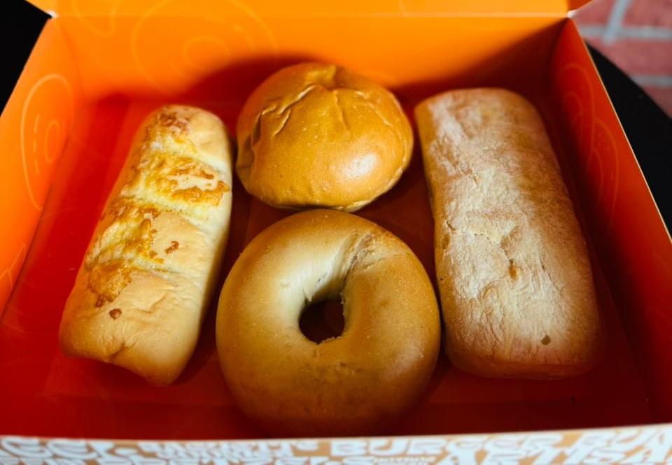 Mystery Bread Box (4pcs) 