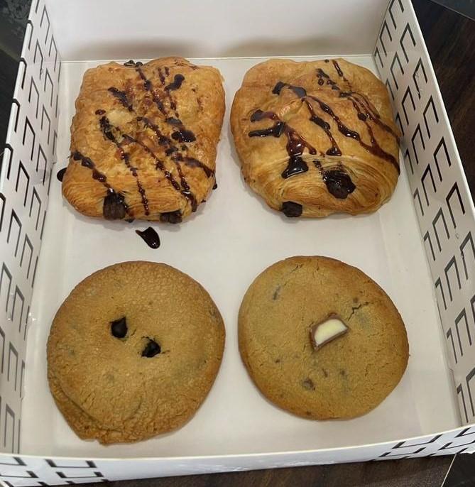 Bakery Treats (4pcs)